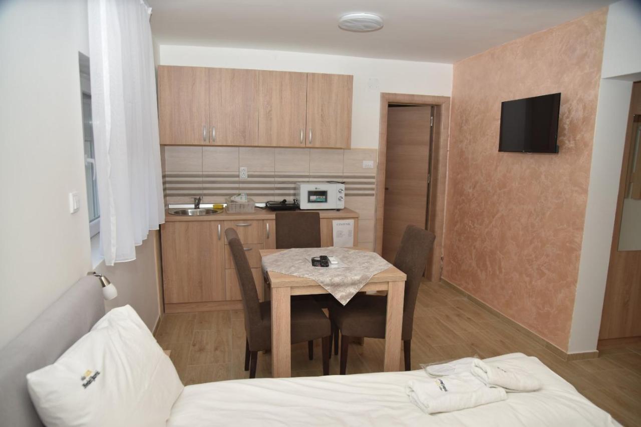Vila Lux Nedeljkovic Gornja Trepca Čačak 外观 照片